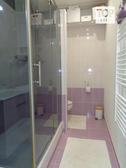 EXKLUZÍVNE v Kežmarku predaj 3 izbový zariadený byt s balkónom ,65 m2.