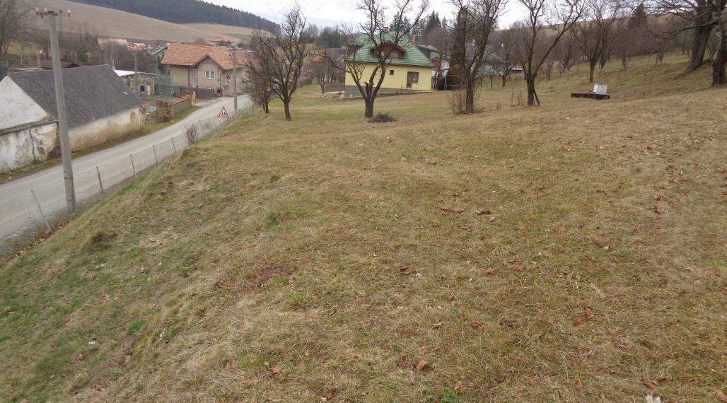 Predaj Abrahámovce stavebný pozemok o ploche cca 900 m2.
