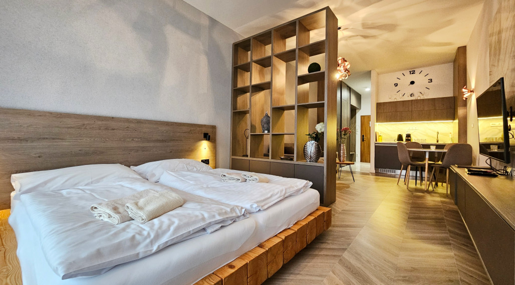 NA PREDAJ: ŠTÝLOVÝ APARTMÁN V REZORTE HREBIENOK II – VYSOKÉ TATRY