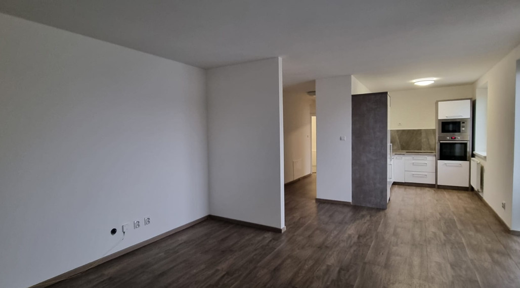 NA PRENÁJOM: 2 IZBOVÝ BYT VO SVITE