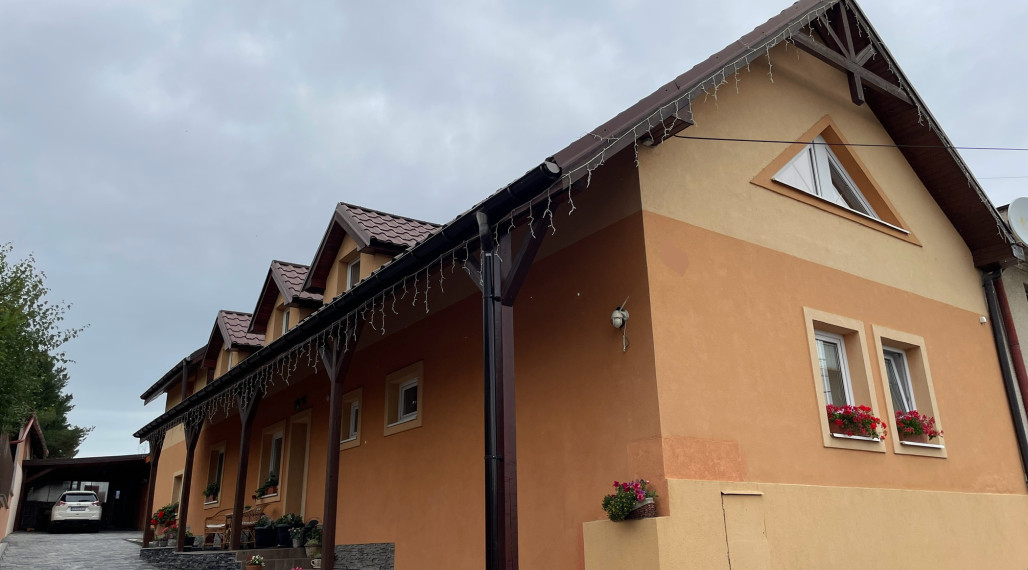EXKLUZÍVNE NA PREDAJ RODINNÝ DOM V ŽAKOVCIACH