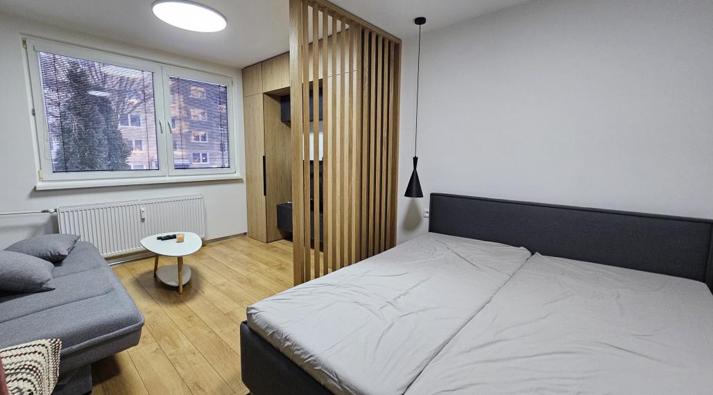 NA PRENÁJOM: 1 IZBOVÝ BYT V POPRADE