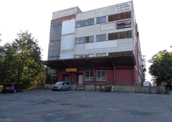 Prenájom Svit ,sklad - výrobná hala 436 m2.