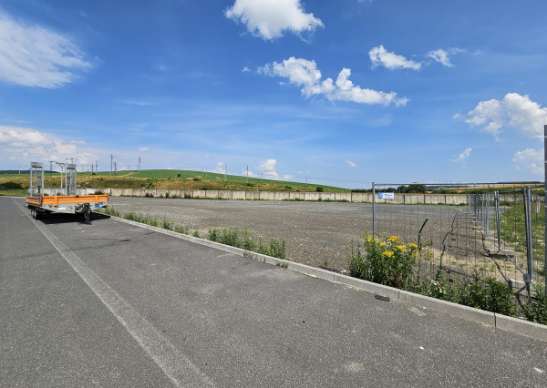 NA PRENÁJOM: PRIESTRANNÝ POZEMOK V POPRADE