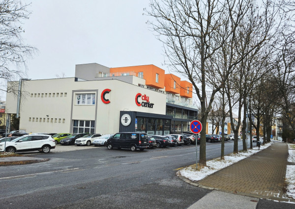 NA PREDAJ: MODERNÉ 3 IZBOVÉ BYTY V CENTRE POPRADU
