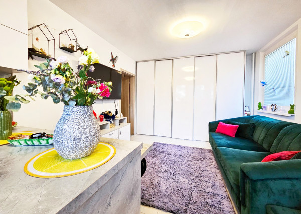 EXKLUZÍVNE: 1-IZBOVÝ BYT PREROBENÝ NA 2-IZBOVÝ - POPRAD, STARÝ JUH