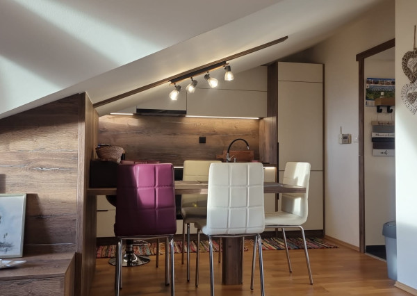 NA PRENÁJOM MODERNÝ 2-IZBOVÝ BYT VEĽKÁ LOMNICA, VYSOKÉ TATRY