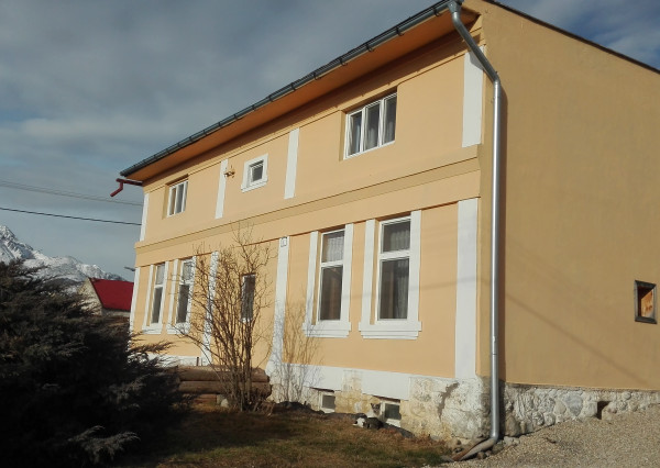 Predaj Stráne pod Tatrami 4 izb. ,2 generačný RD 215 m2 .