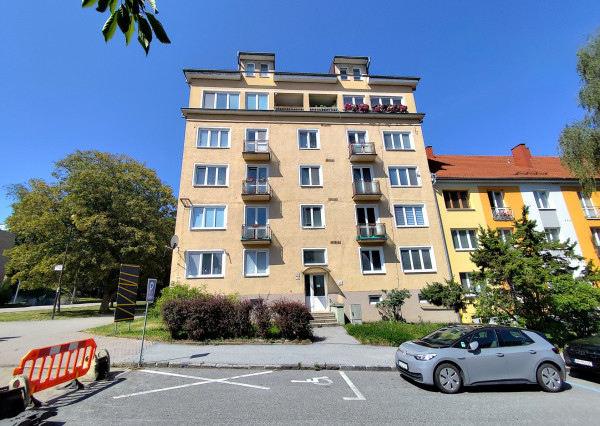TOP CITY | NA PREDAJ: 2-IZBOVÝ BYT - POPRAD CENTRUM